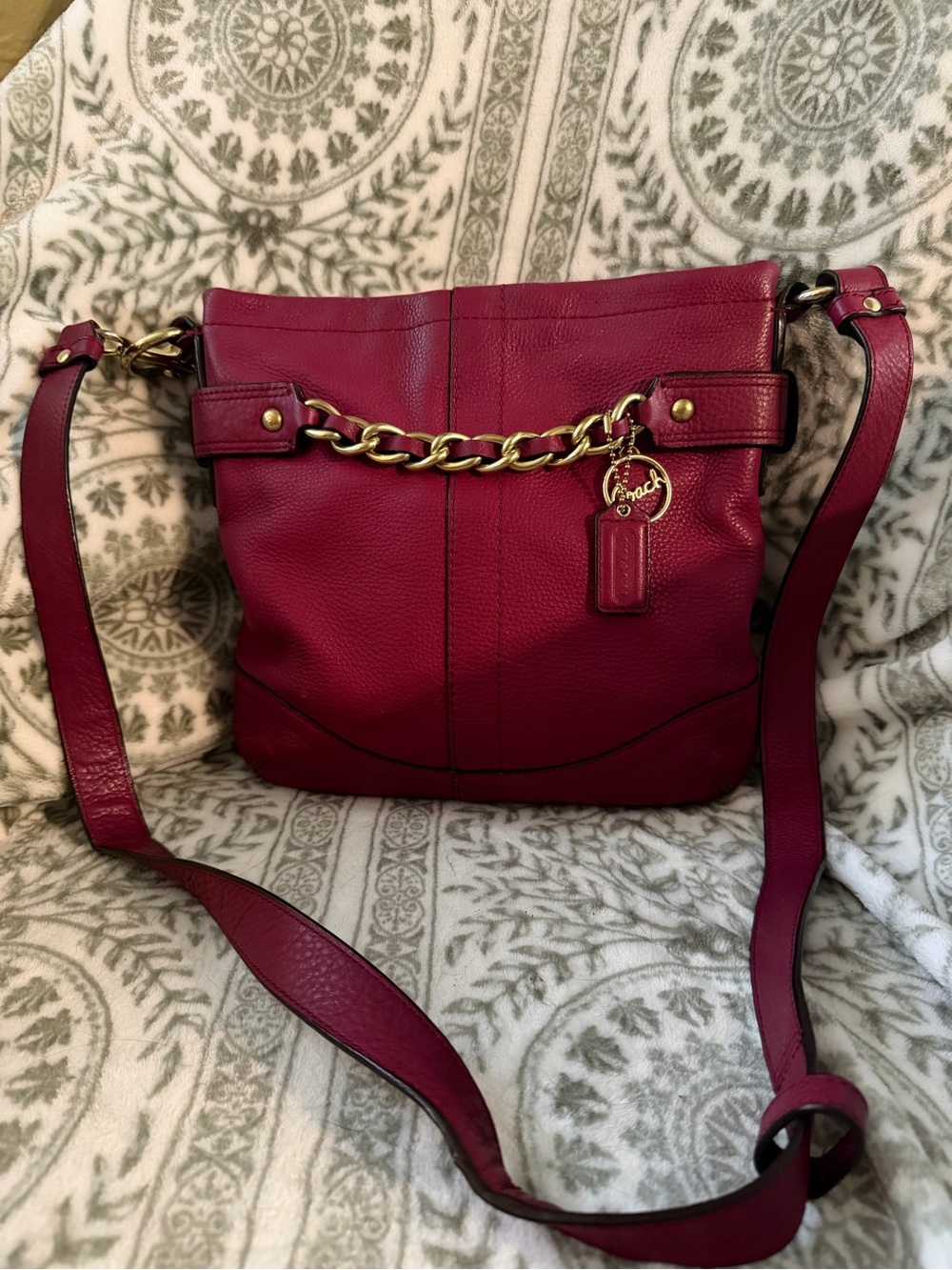 Coach H1295-F19722 North/South Duffle Crossbody Bag in Raspberry